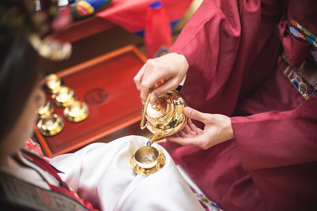 The 5 Stages Of A Traditional Korean Wedding Ceremony